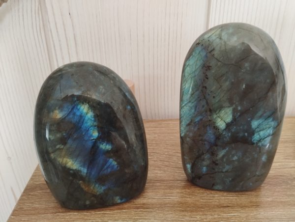 Pierre à poser en labradorite