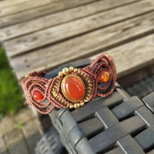 Bracelet en pierres naturelles & micro-macramé